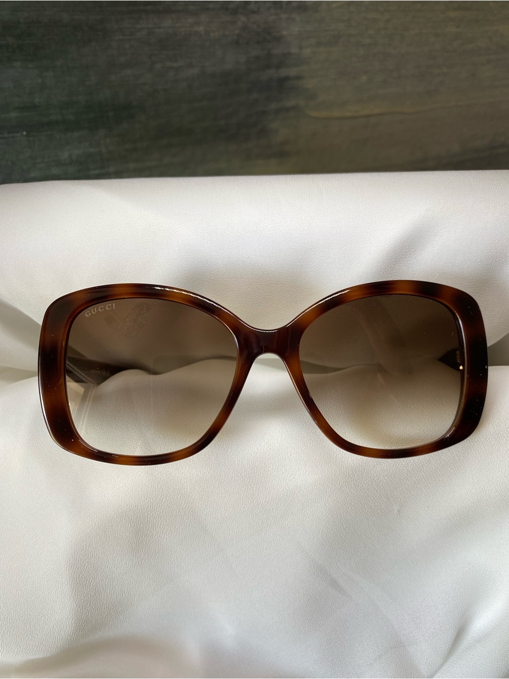 Gucci New Italian Tortoiseshell Sunglasses w/ Certificate of Authenticity